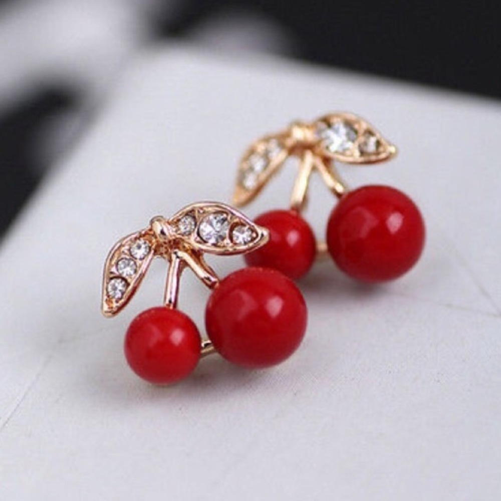 NEW! Cute🍒Cherry Stud Fashion Earrings